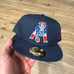New Era Navy Red & White Patriots 7 3/4 Football Logo Fitted Cap